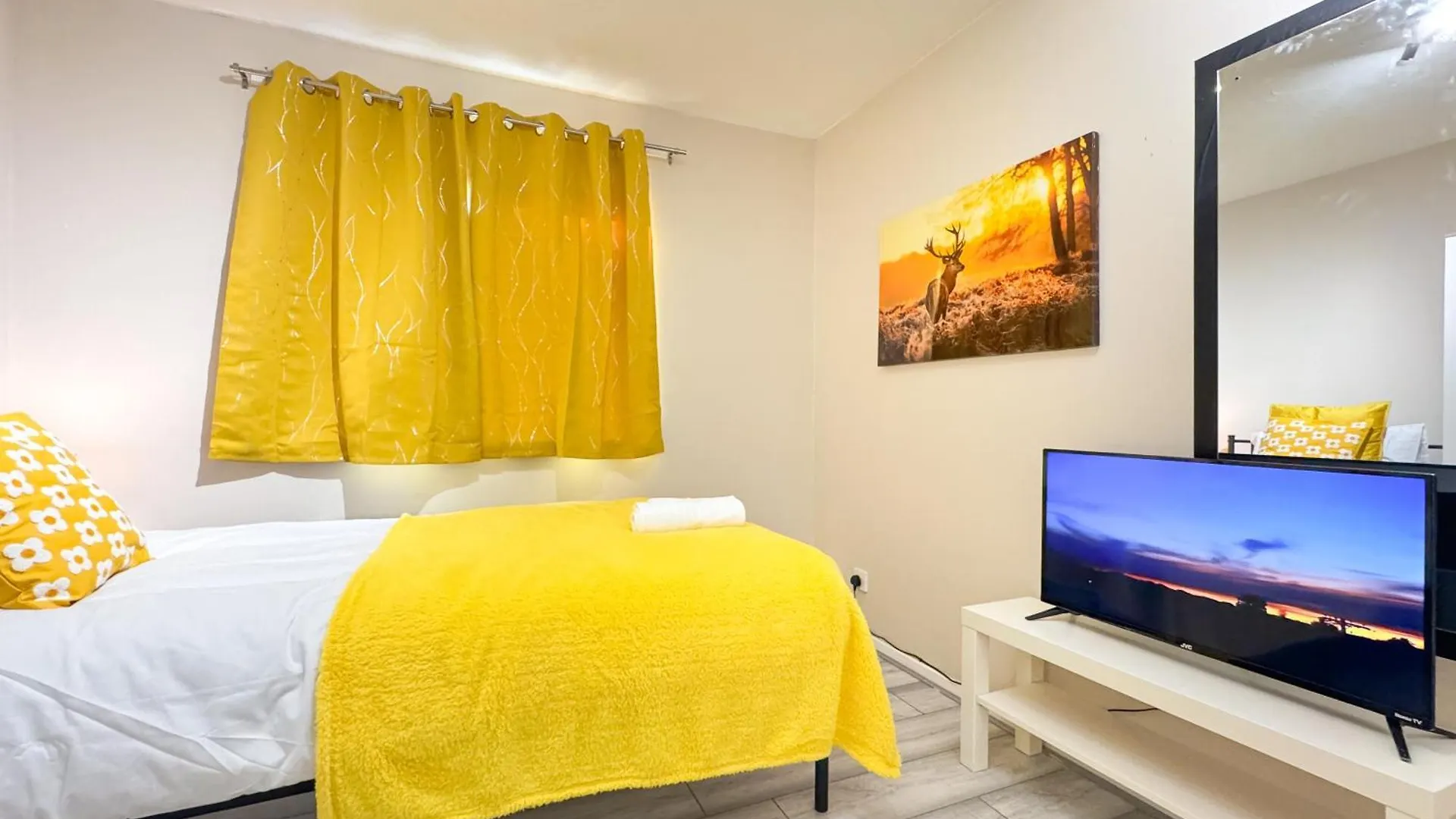 Holiday home Irongate House London By Smart Corporate Stays